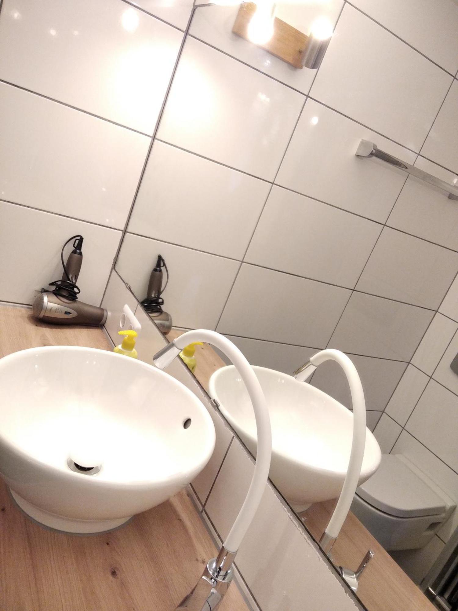 Sroom 118 And 119 In Center Reutlingen Eksteriør bilde